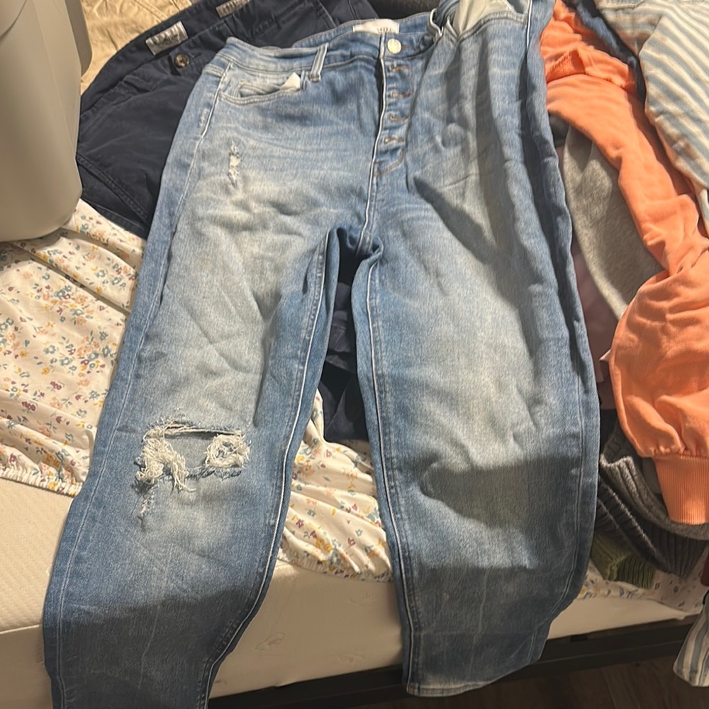 Women's Distressed Blue Jeans